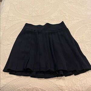 Richard Tyler Vintage Classic Mini Pleated Silk Skirt Very Petite 
Mini Sz. 4.